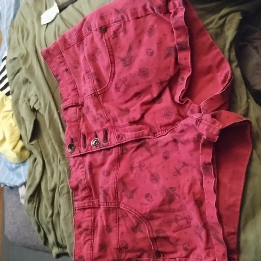 Lovesick short shorts